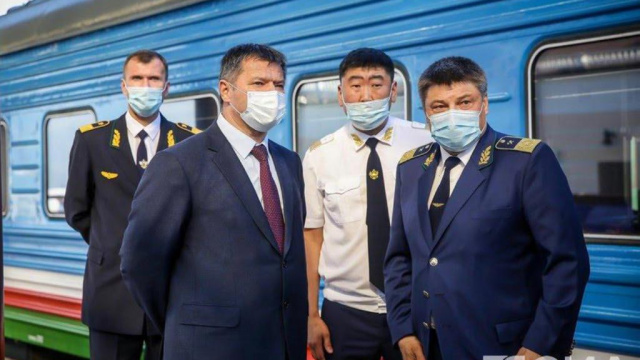 Поздравление Председателя Правительства Республики Саха (Якутия) А.В. Тарасенко с Днем железнодорожника