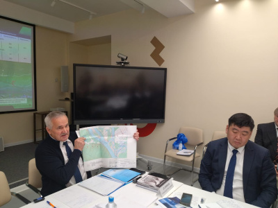 Генеральный директор АО «АК «ЖДЯ» Василий Шимохин  обсудил с руководством Магаданской области вопросы строительства транспортной инфраструктуры