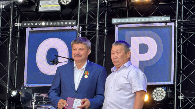 Поздравления органов государственной власти  и руководителей предприятий с Днем железнодорожника