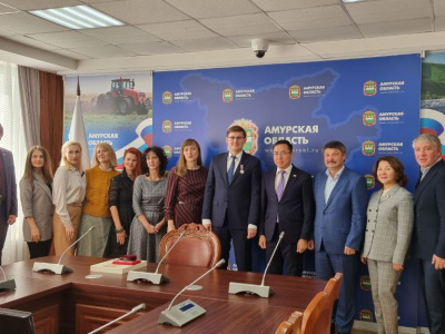 Делегация Акционерной компании «Железные дороги Якутии» приняла участие в рабочей встрече в Правительстве Амурской области по вопросу сооружения мостового погранперехода Джалинда – Мохэ.