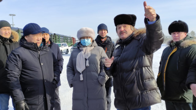 Все отправленные в республику грузы, находящиеся сегодня на сети РЖД, будут доставлены на станцию Нижний Бестях до закрытия ледовой переправы