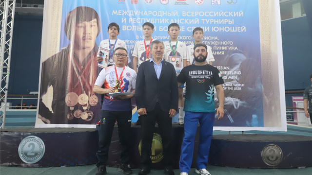 Завершился турнир по вольной борьбе среди юношей в честь олимпийского чемпиона Павла Пинигина на призы АО «АК «ЖДЯ»
