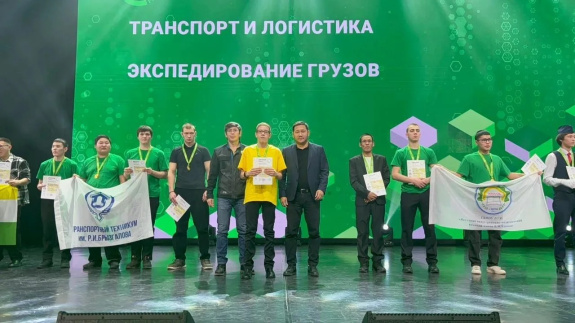 Фирменные классы АО «АК «ЖДЯ» подтверждают статус лидеров профориентации в Якутии