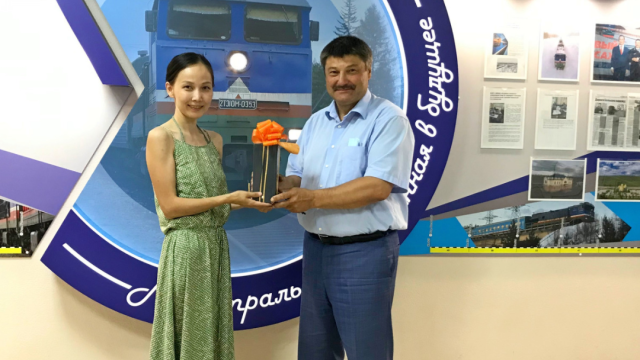 Сегодня первый приз Акции «Путешествуй с нами и получай призы» вручен победителю.