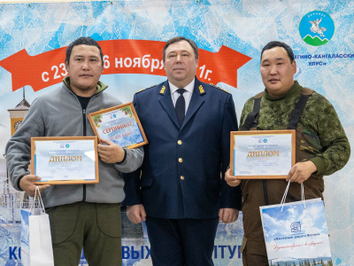 Подведены итоги конкурса ледовых скульптур на станции Нижний Бестях