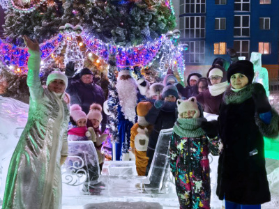 В АО «АК «ЖДЯ» зажгли главный символ Нового года