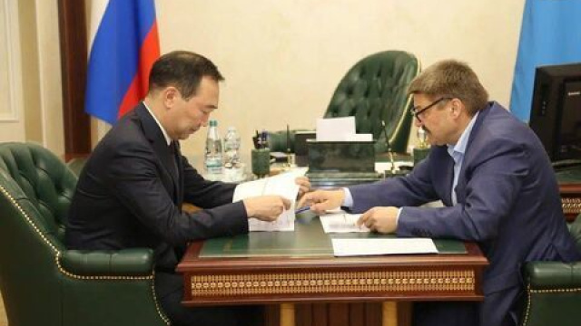 Айсен Николаев провёл рабочую встречу с генеральным директором «Железные дороги Якутии»