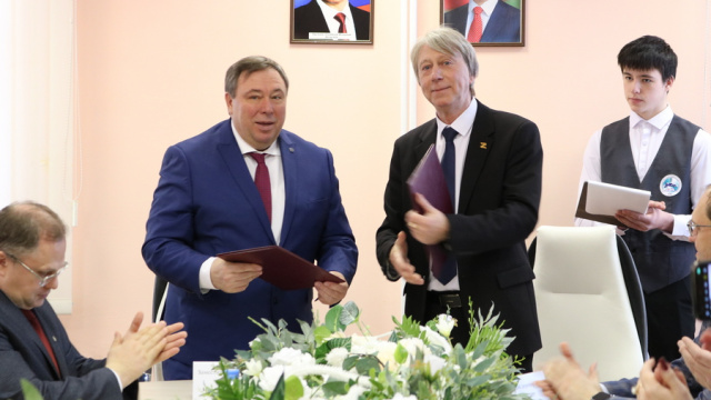 Акционерная компания «Железные дороги Якутии» и Алданский политехникум объединяют усилия для подготовки кадров