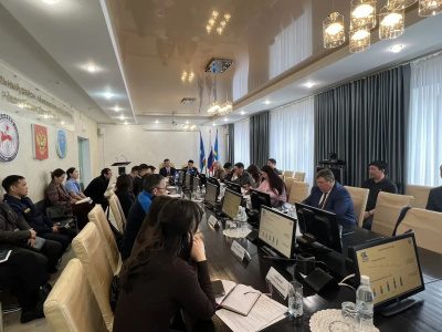 Опыт АО «АК «ЖДЯ» по подготовке специалистов представлен  в рамках кадровой экспедиции «Работающая Якутия. Кадры» в Амгинском улусе