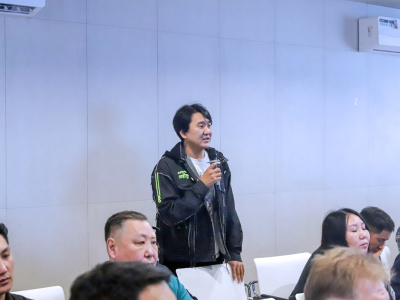 «Железные дороги Якутии» обсудили с предпринимателями логистику и северный завоз