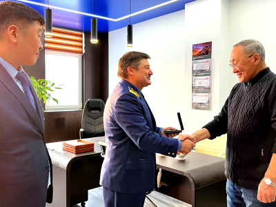 Алексеев Артур Николаевич награжден знаком «За заслуги перед АО «АК «ЖДЯ»
