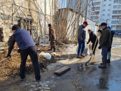 Работники Представительства АО « АК «ЖДЯ» в г. Якутске приняли участие в субботнике