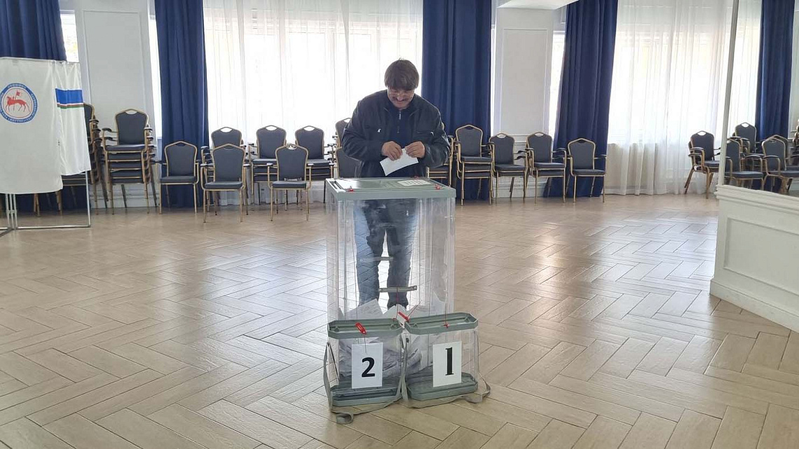 В Алдане проходят выборы главы города и депутатов городского совета