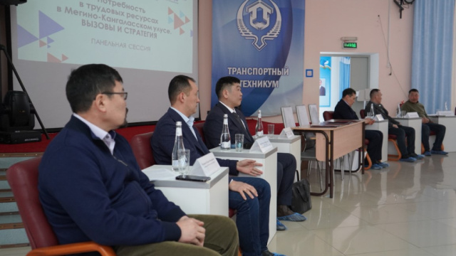 Необходимо готовить местные кадры для строительства железной дороги до Магадана